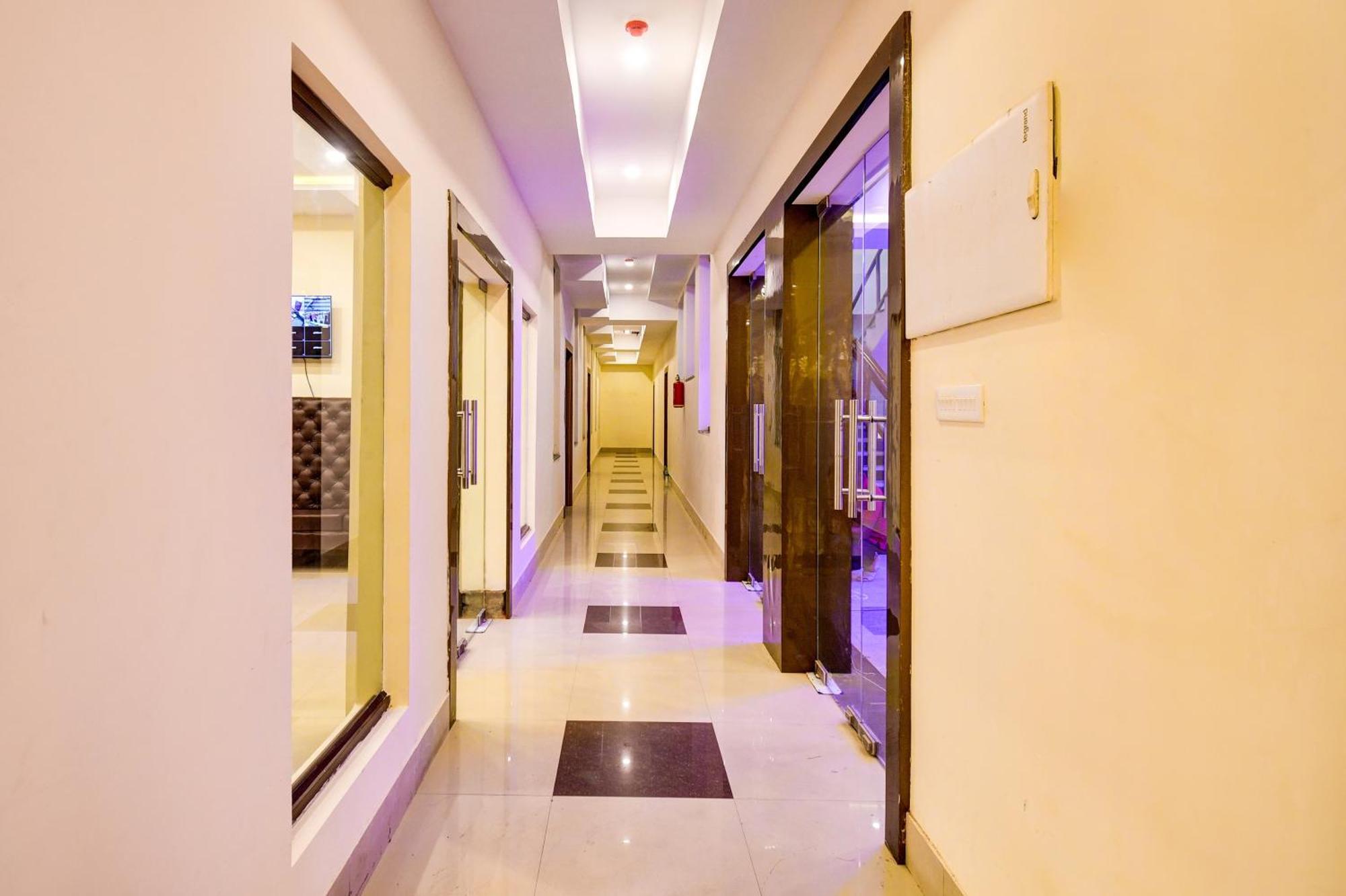 Palette - The Grand Aryans Hotel 加尔各答 外观 照片